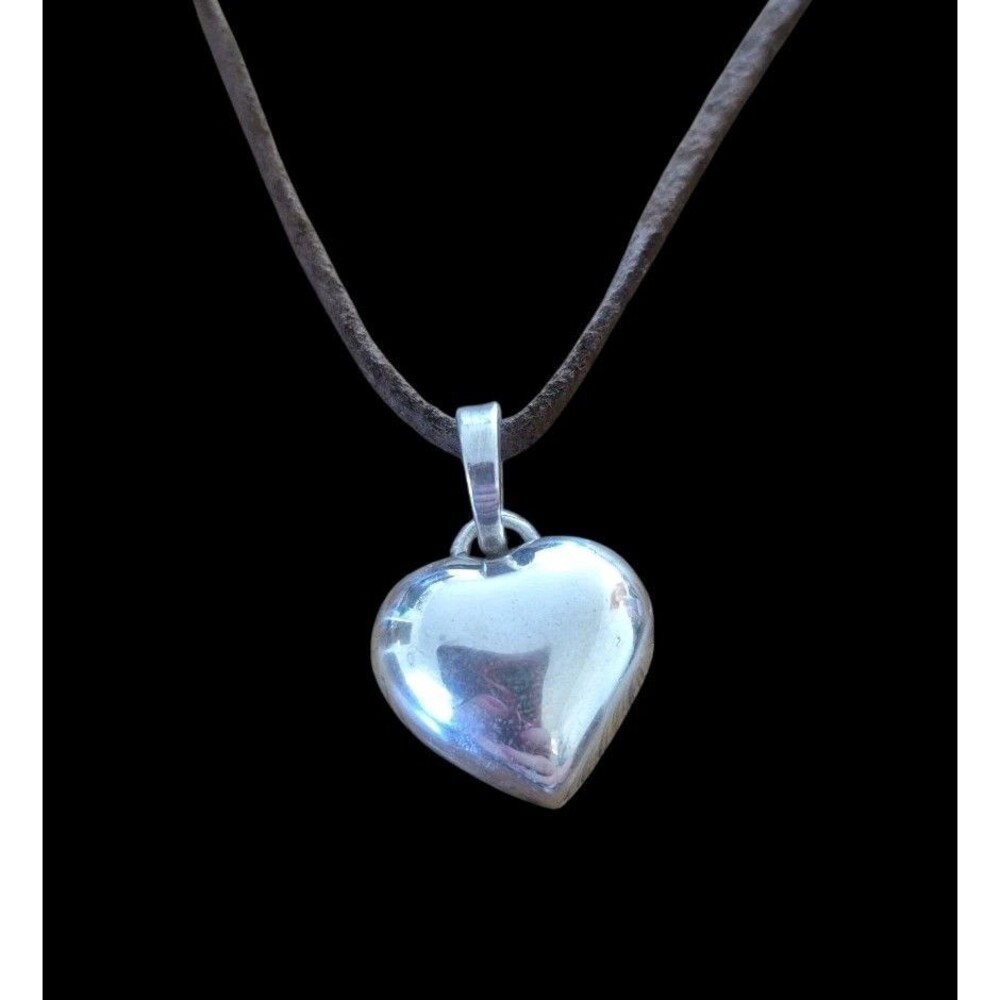 Vintage Sterling Silver Mayan Art Heart pendant Necklace